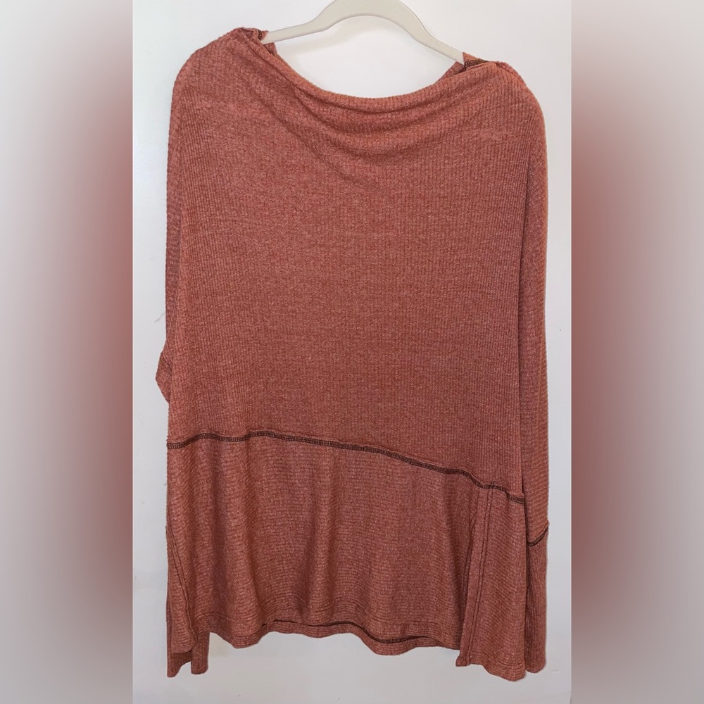 Free People ~ Flowing Long Sleve